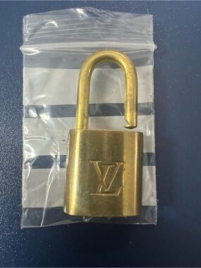 Louis Vuitton Bag Padlock